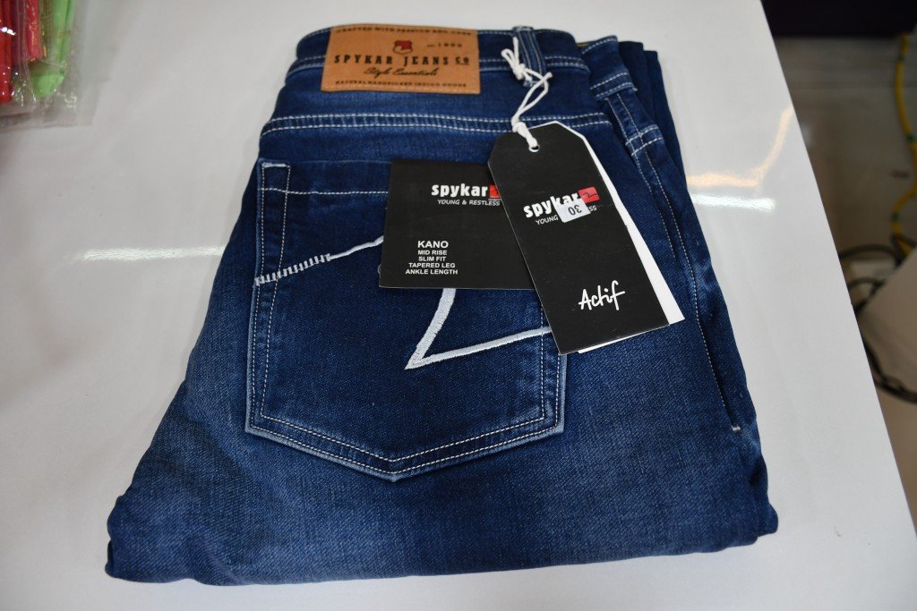 MAN'S WEAR DENIM JEANS