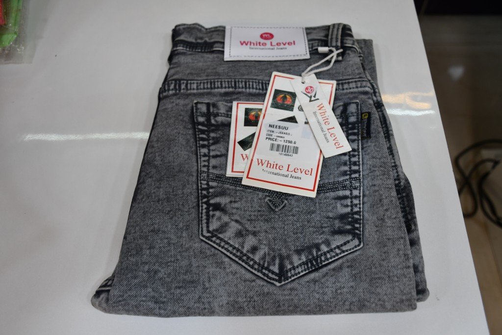 MAN'S WEAR DENIM JEANS